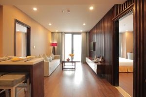 yarra ocean suites danang