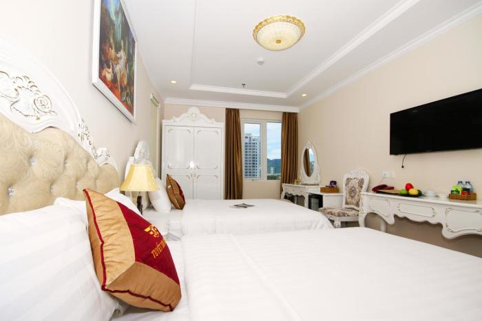 tuyet son hotel