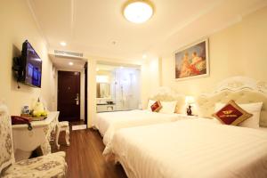 tuyet son hotel