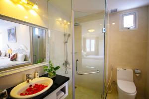 tuyet son hotel