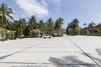 Diamond Bay Condotel - Resort Nha Trang,Khanh Hoa Province>>Nha Trang,4 star
