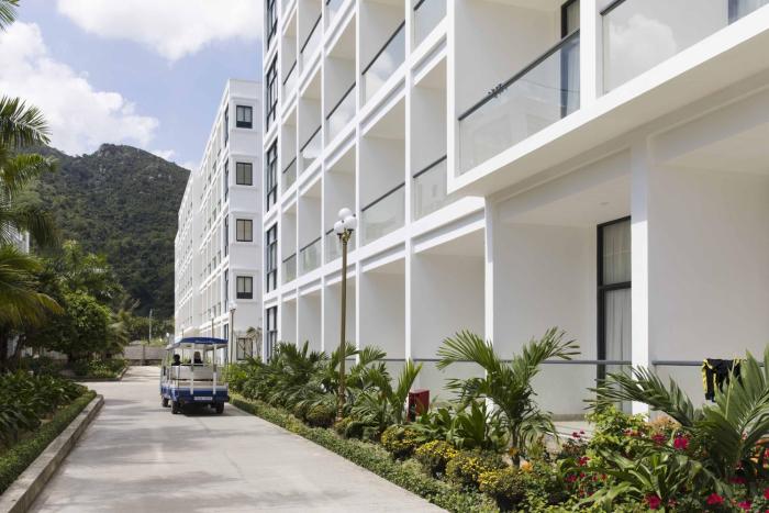 diamond bay condotel resort nha trang