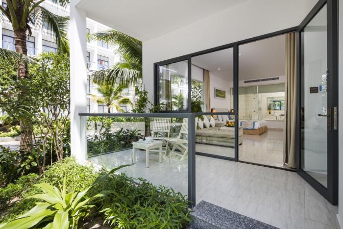 diamond bay condotel resort nha trang