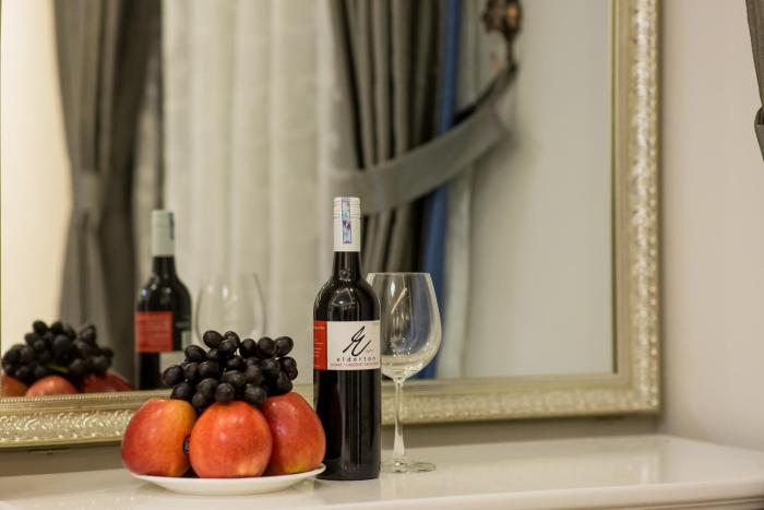 little hanoi deluxe hotel