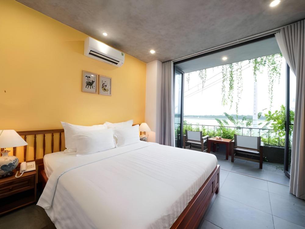 serene riverside hotel hoi an