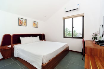 serene riverside hotel hoi an