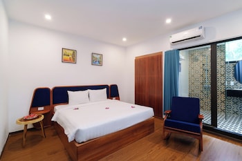 serene riverside hotel hoi an