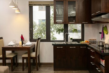 poonsa duy tan hotel and serviced apartment