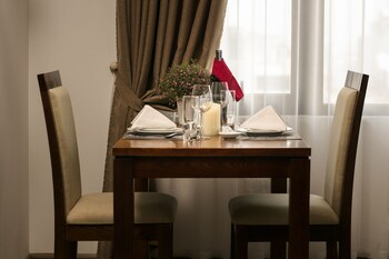 poonsa duy tan hotel and serviced apartment