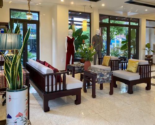 the quin riverside villa