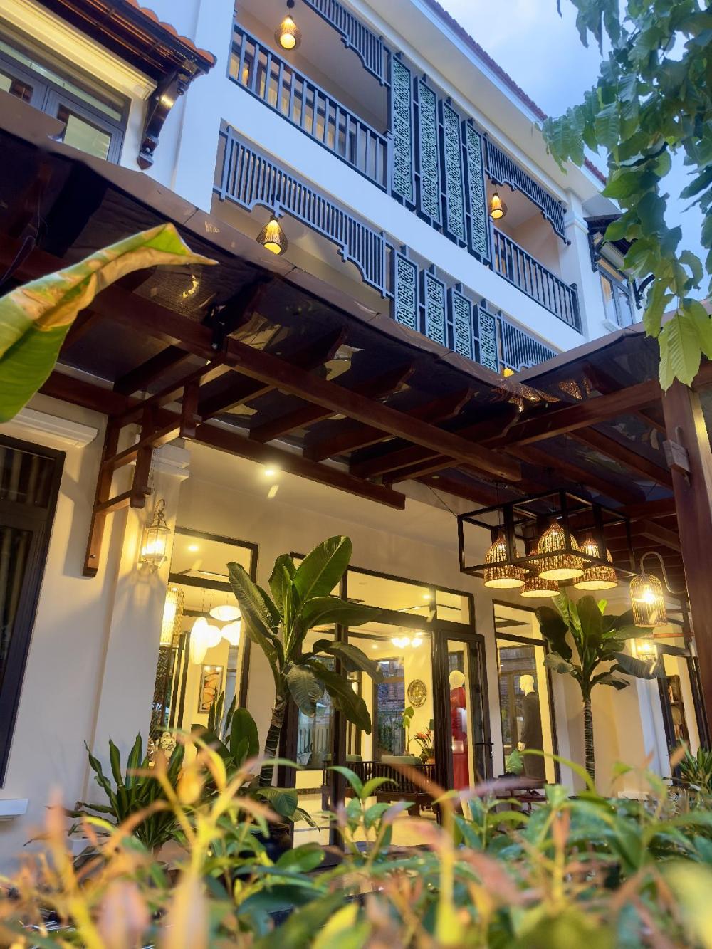 the quin riverside villa