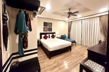 the quin riverside villa