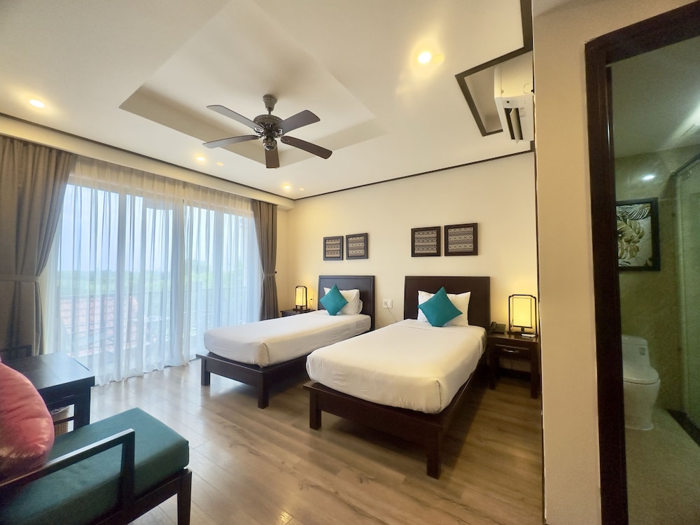 the quin riverside villa