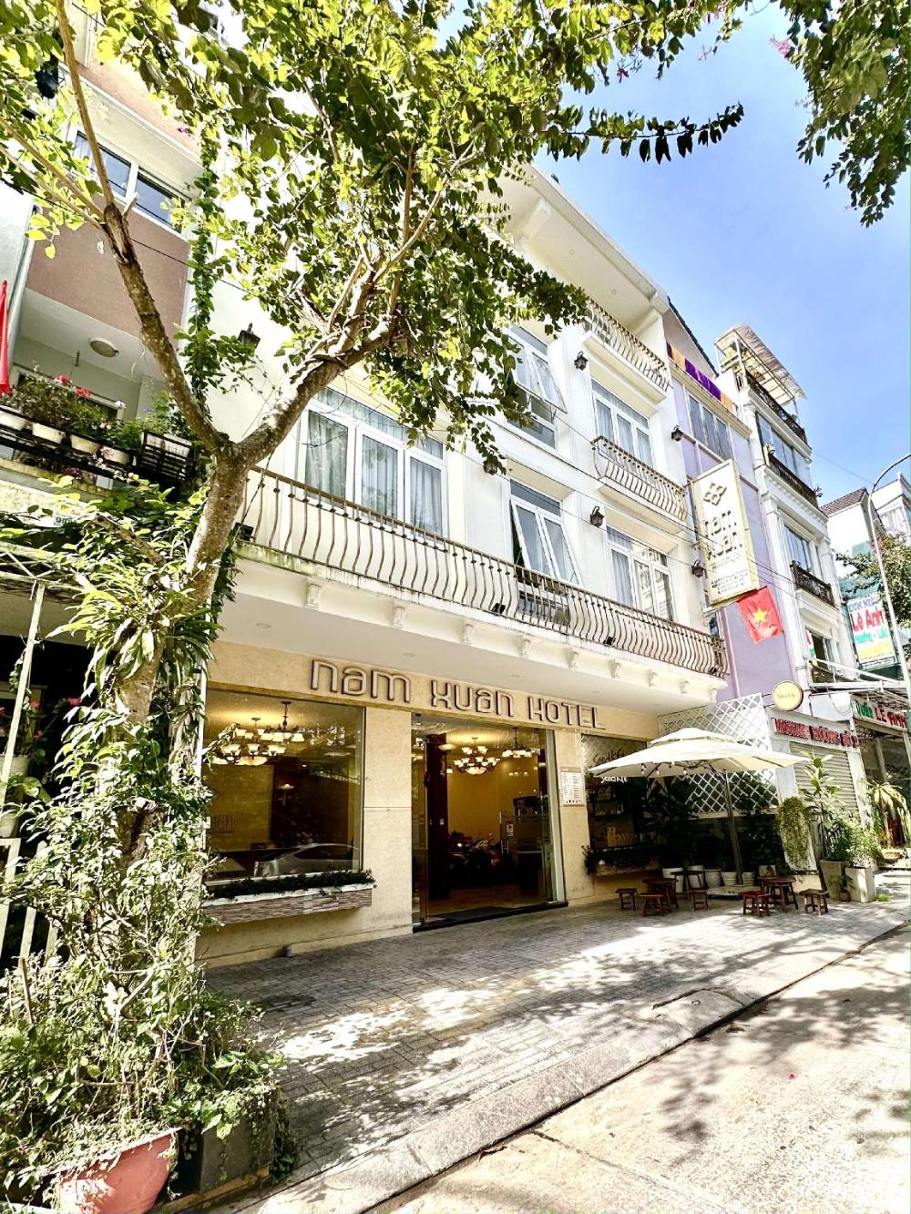 nam xuan premium hotel