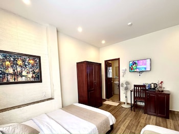 nam xuan premium hotel