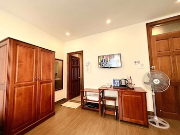 nam xuan premium hotel