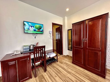 nam xuan premium hotel