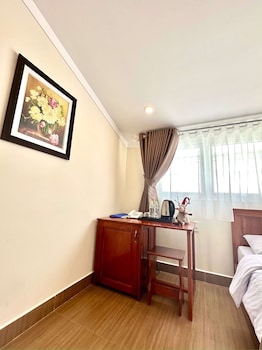 nam xuan premium hotel
