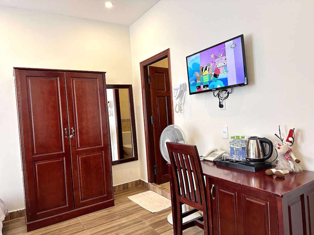 nam xuan premium hotel