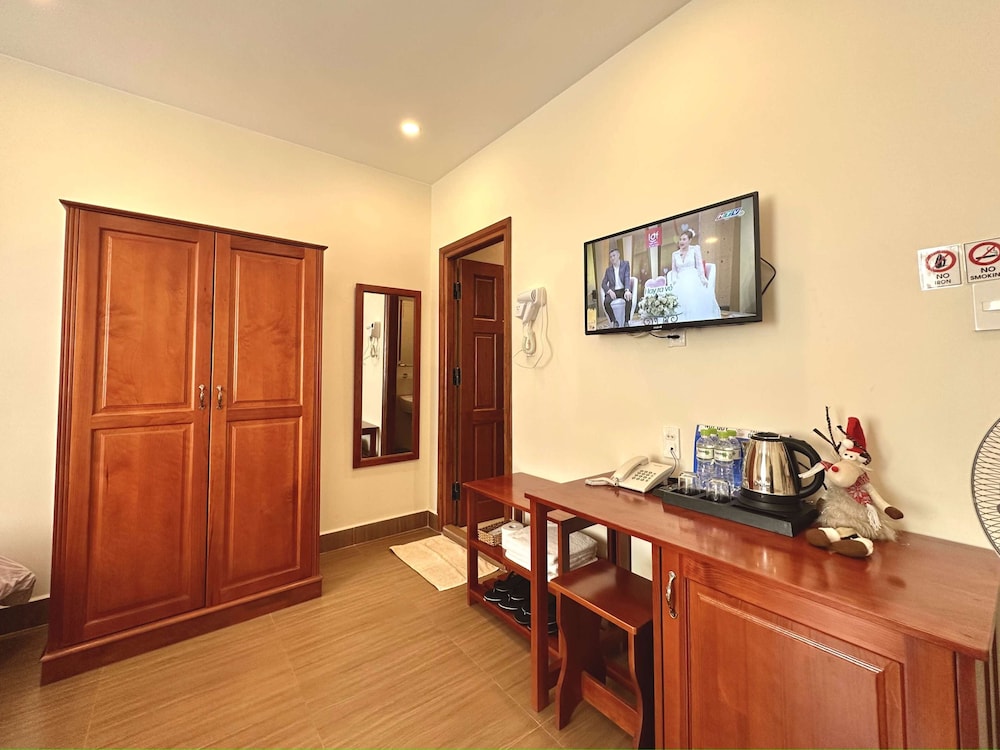 nam xuan premium hotel