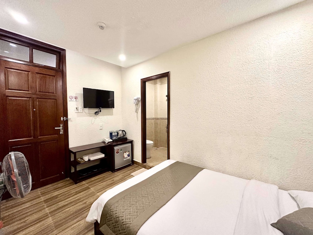nam xuan premium hotel