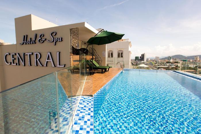 central hotel and spa