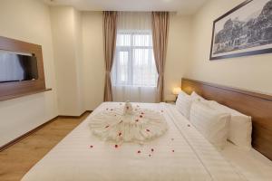 central hotel and spa