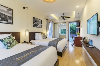 riverside hamlet homestay and villas