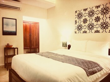 riverside hamlet homestay and villas