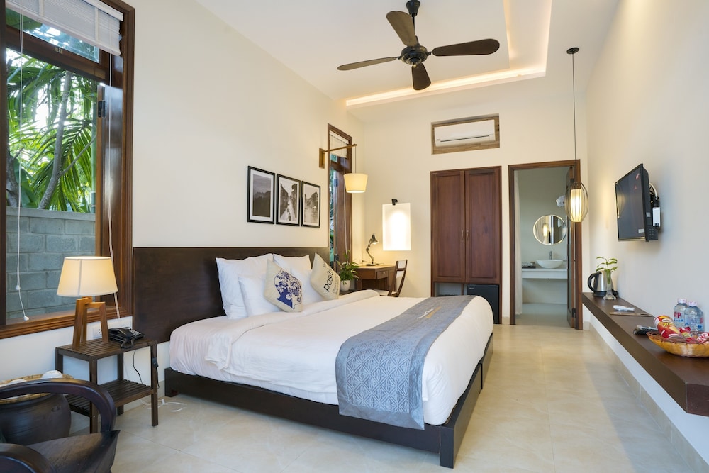 riverside hamlet homestay and villas