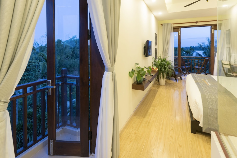 riverside hamlet homestay and villas