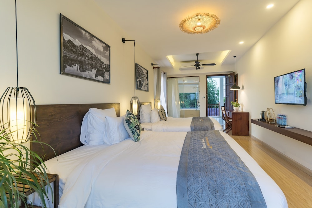 riverside hamlet homestay and villas