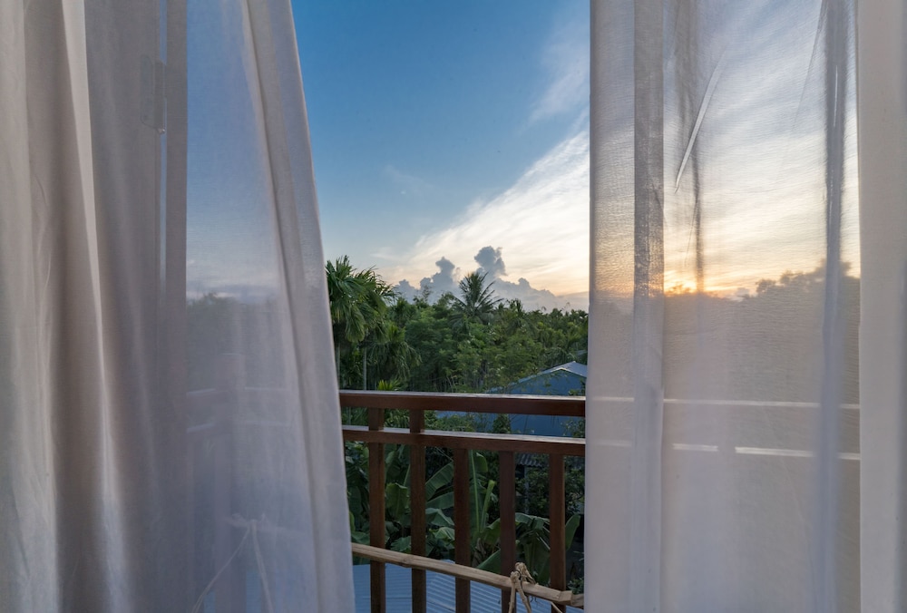 riverside hamlet homestay and villas