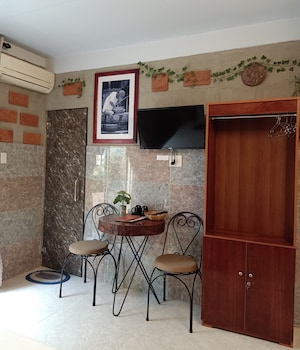 terra cotta homestay and hostel