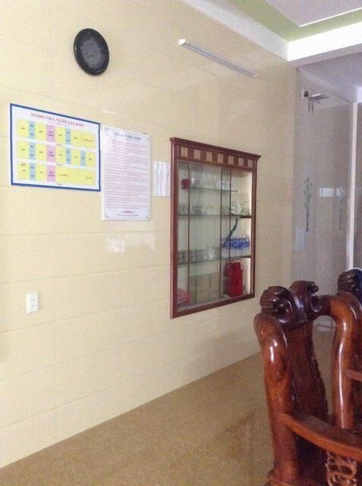 nha nghi gia bao