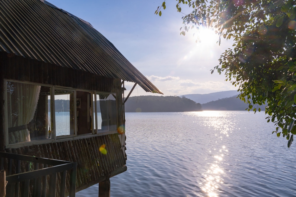 the lake house dalat hostel