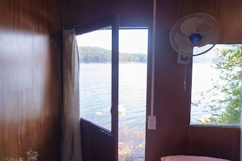 the lake house dalat hostel