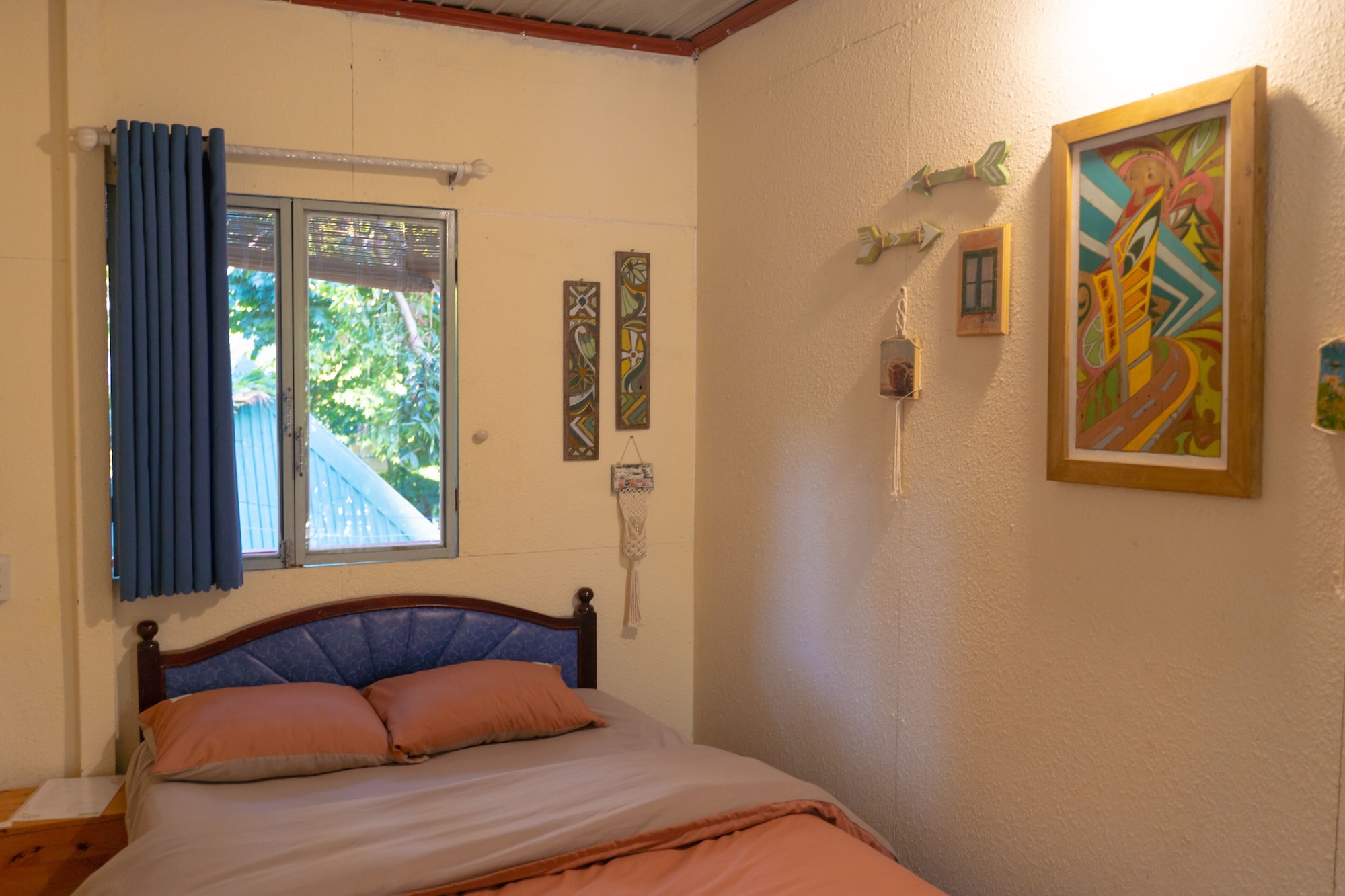 the lake house dalat hostel