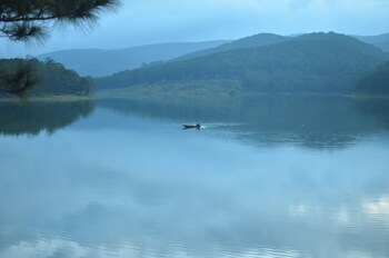 the lake house dalat hostel