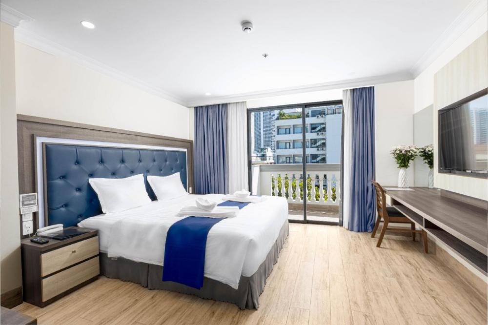 seven seas hotel and apartment