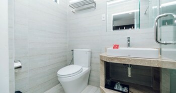 seven seas hotel and apartment