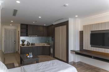 seven seas hotel and apartment