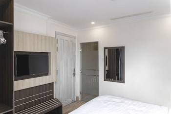 seven seas hotel and apartment