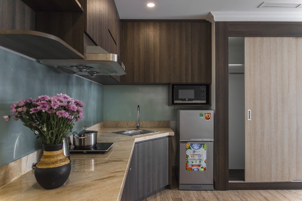 seven seas hotel and apartment