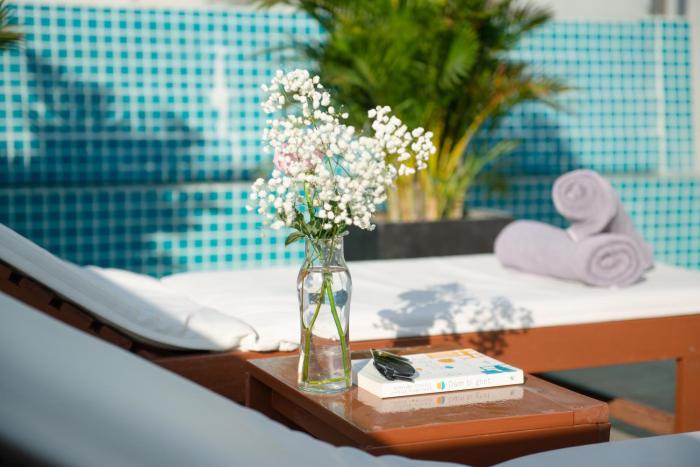 seven seas hotel and apartment