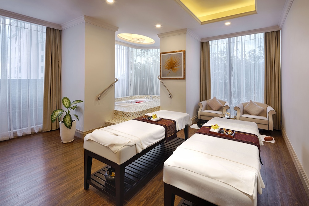 melia vinpearl nha trang empire