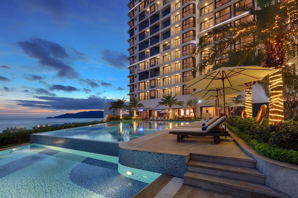 Melia Vinpearl Nha Trang Empire,Khanh Hoa Province>>Nha Trang,5 star