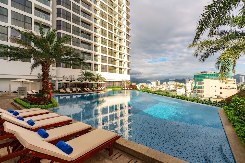 Melia Vinpearl Nha Trang Empire,Khanh Hoa Province>>Nha Trang,5 star