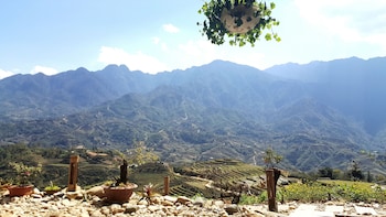 sapa clay house mountain retreat