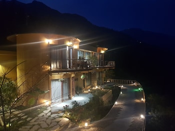 sapa clay house mountain retreat